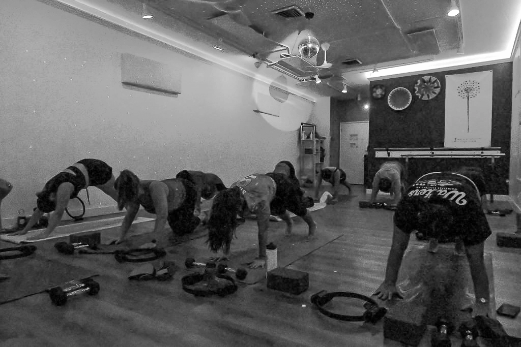 Students moving through a Hot Sculpt class at The Energy Lab in Redlands, CA.